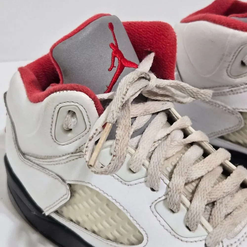 Nike Air Jordan 5 Retro FireRed SilverTongue 440889-102 Youth 1 / 32.5 Sneakers - Picture 3 of 6